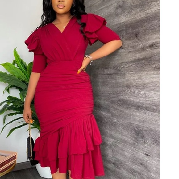 Loragal Red Ruched Ruffle Midi Dress | Size Large | NWT - Picture 2 of 4